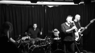 Well... we had an absolute blast last night at The Fox & Newt. What a night! 
@spinning.penny.band & @privateempireband were awesome! 
Thanks to everyone who came down - we really appreciate your support. 🤘😎